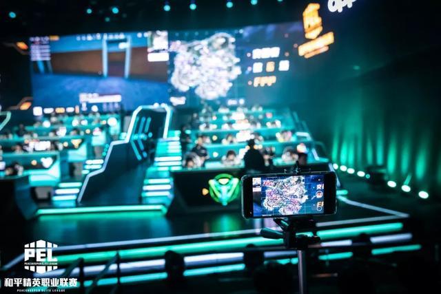 都让外界对 都让外界对