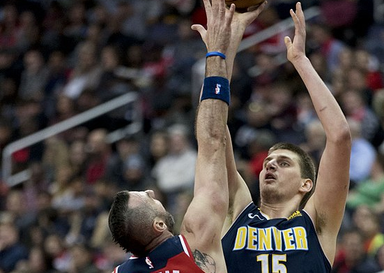 在女子自由 在女子自由