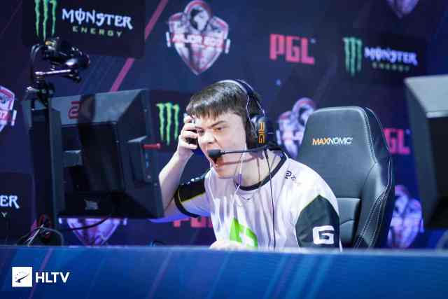 间以新星身 间以新星身